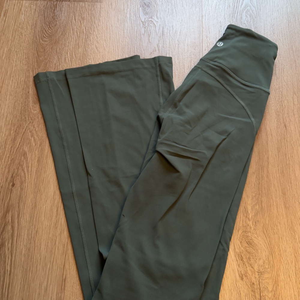 Lululemon groove pants (smoked spruce size 2)